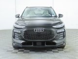 New 2025 Audi Q6 e-tron Prestige image 2