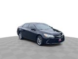 Used 2016 Toyota Camry SE image 2