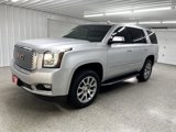 Used 2017 GMC Yukon Denali image 3