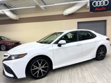 Used 2021 Toyota Camry SE image 5