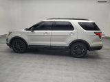 Used 2017 Ford Explorer XLT w/ Equipment Group 202A image 3