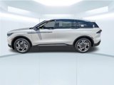 New 2025 Lincoln Nautilus Premier image 2