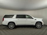 New 2025 GMC Yukon XL Denali w/ Denali Reserve Package image 6