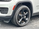 Certified 2023 Jeep Grand Cherokee Altitude image 4