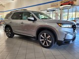 New 2025 Honda Pilot Touring image 3