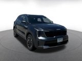 Used 2024 Kia Sorento S image 3