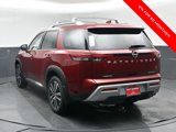 New 2025 Nissan Pathfinder Platinum image 4