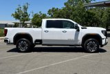 New 2025 GMC Sierra 2500 Denali Ultimate image 3