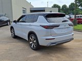 New 2025 Mitsubishi Outlander SEL image 3