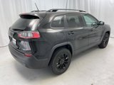 Used 2023 Jeep Cherokee Altitude Lux image 2