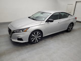 Used 2022 Nissan Altima 2.5 SR image 2