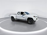 Used 2022 Toyota Tacoma TRD Sport image 2