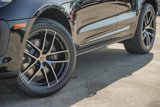 Certified 2025 Porsche Macan image 2