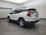 Used 2023 GMC Terrain SLE w/ Driver Convenience Package image 5