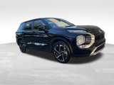 New 2025 Mitsubishi Outlander SE image 2