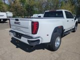 Used 2024 GMC Sierra 3500 Denali image 3
