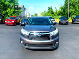 Used 2016 Toyota Highlander XLE image 2