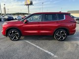 Used 2023 Mitsubishi Outlander SE Black Edition image 4