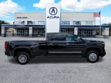 Used 2025 Chevrolet Silverado 3500 High Country w/ High Country Premium Package image 4