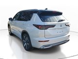 New 2025 Mitsubishi Outlander SEL image 5