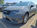 New 2025 Chrysler Pacifica Select image 3