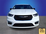 New 2025 Chrysler Pacifica Select image 4