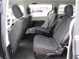 Used 2023 Chrysler Voyager LX image 5