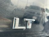 Used 2023 Chevrolet Suburban LT image 5