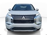 New 2025 Mitsubishi Outlander SE image 2