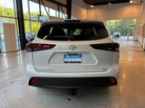 Used 2024 Toyota Highlander XLE image 4