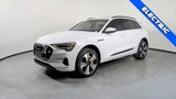 Used 2022 Audi e-tron Premium Plus w/ Premium Plus Package image 2