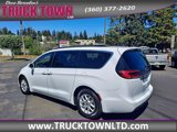 Used 2022 Chrysler Pacifica Touring-L image 5