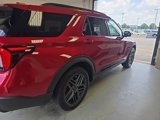 Certified 2025 Ford Explorer ST-Line w/ ST-Line Street Pack image 4