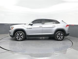 Used 2021 Volkswagen Atlas Cross Sport SE image 2