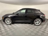 Certified 2025 Porsche Macan image 2
