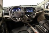 Used 2023 Chrysler Pacifica Touring-L image 2