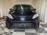 Used 2018 Toyota Sienna LE image 4