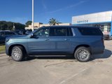 New 2025 Chevrolet Suburban Premier image 3