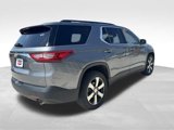 Used 2021 Chevrolet Traverse LT w/ LT Premium Package image 5