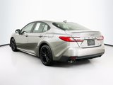 Used 2025 Toyota Camry SE image 5