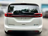 New 2022 Chrysler Pacifica Touring-L w/ S Appearance Package image 4