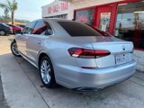 Used 2020 Volkswagen Passat 2.0T SE image 2