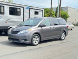 Used 2017 Toyota Sienna LE image 3