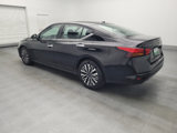 Used 2023 Nissan Altima 2.5 SV image 3