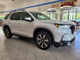 New 2025 Honda Pilot Touring image 3