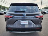 New 2025 Toyota Sienna Platinum image 5