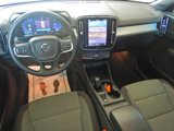 Used 2025 Volvo XC40 B5 Core image 2