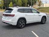 New 2025 Volkswagen Atlas SEL Premium R-Line image 4