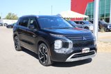 New 2025 Mitsubishi Outlander SEL image 2