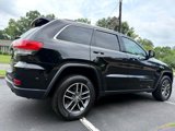Used 2018 Jeep Grand Cherokee Laredo image 6